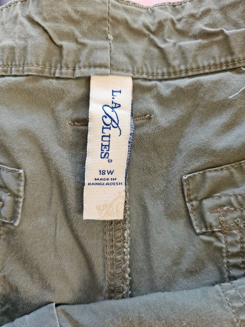 Green Cotton Capri - Picture 6 of 7